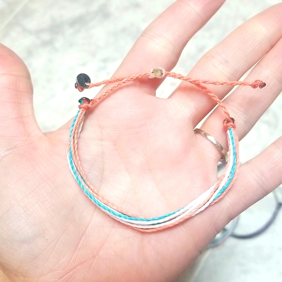 String Bracelets - Picture 8 of 16